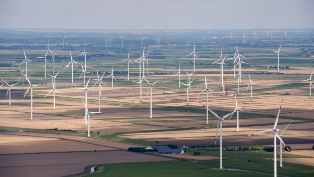 Windkraftanlagen bei Husum