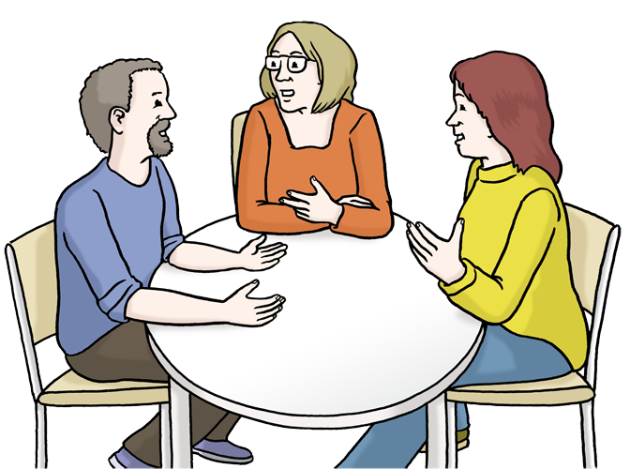 drei am runden Tisch Drei Personen sitzen am Tisch und reden